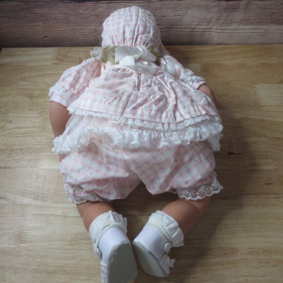 Lee Middleton Doll - 22" Lovin Stuff Model 00231 Vintage 1999 - Picture 8 of 16